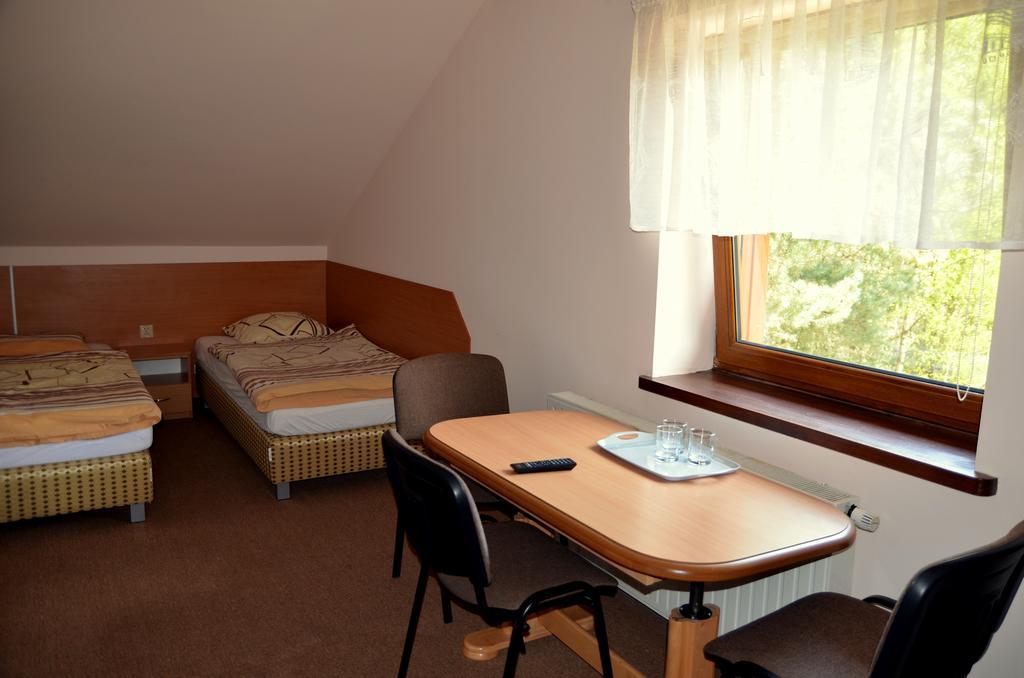 Bed and Breakfast Lesny Zakatek Смардзевице Экстерьер фото