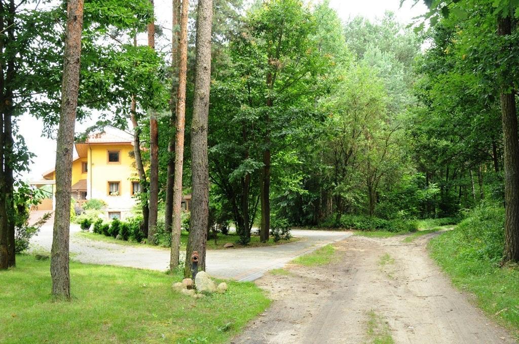 Bed and Breakfast Lesny Zakatek Смардзевице Экстерьер фото